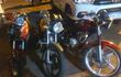 Las tres motocicletas, presumiblemente robadas, que fueron recuperadas por los uniformados tras el accidente fatal.