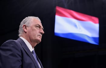 Gustavo Alfaro, Paraguay.