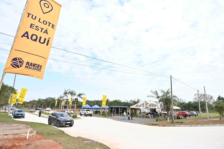 Este fin de semana se habilita la venta del nuevo loteamiento de Raíces Real Estate, que apunta a consolidar un espacio residencial y comercial en una zona que mantiene un fuerte potencial de expansión.