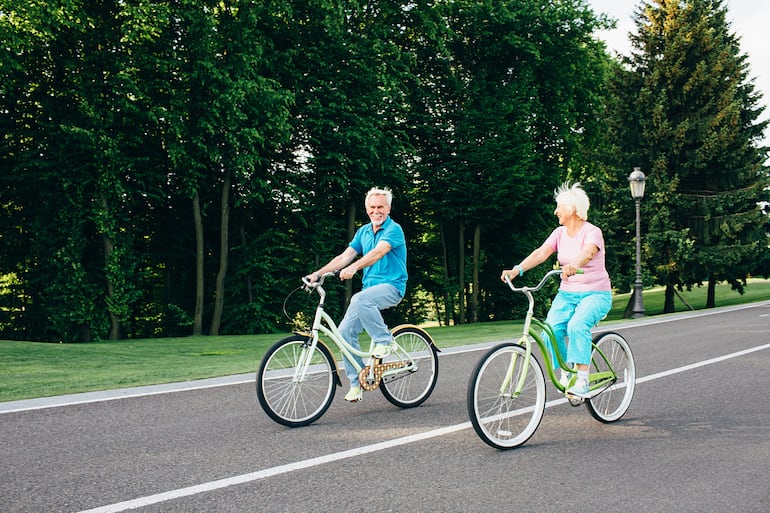 Andar en bici.