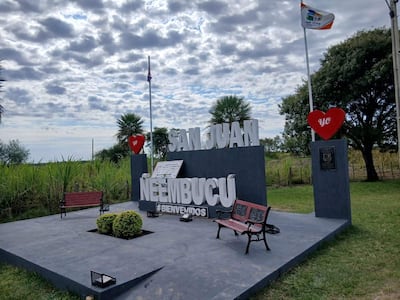 Monumento de bienvenida 'SAN JUAN NEEMBUCÚ'