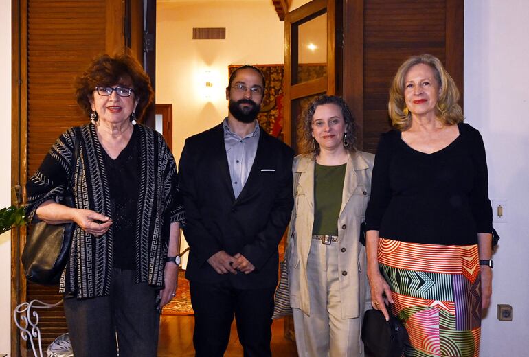 Genoveva Ocampos, Gabriel Martins, Lía Colombino y Lorena Ocampos.