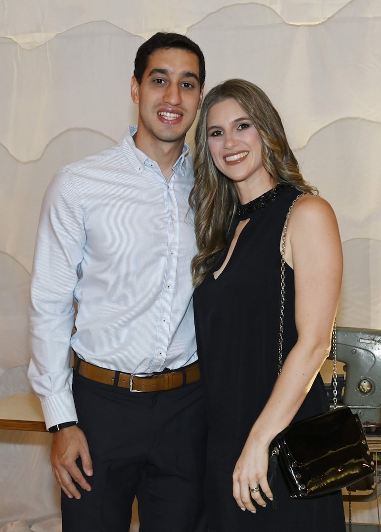 Carlos Gill y Andrea Bergues. 