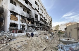 Hospital de Al Shifa, el mayor centro hospitalario de la Franja de Gaza, que fue asediado hace un año en una ofensiva israelí que lo dejó fuera de servicio.