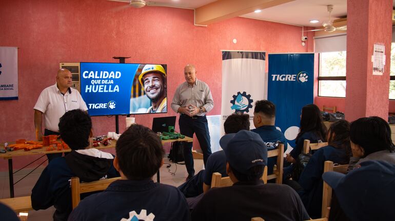 Educación técnica e innovación. Así es la apuesta de Tigre Paraguay por el crecimiento sostenible del sector de la construcción.