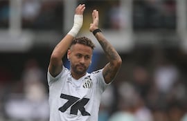 Neymar da Silva Santos Júnior (34 años), el astro brasileño que sueña con ser convocado por el seleccionador de la "canarinha", Carlo Ancelotti para el Mundial 2026.