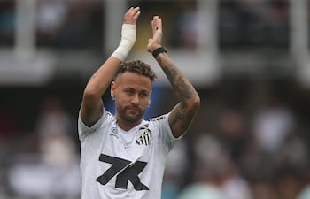 Neymar da Silva Santos Júnior (34 años), el astro brasileño que sueña con ser convocado por el seleccionador de la "canarinha", Carlo Ancelotti para el Mundial 2026.