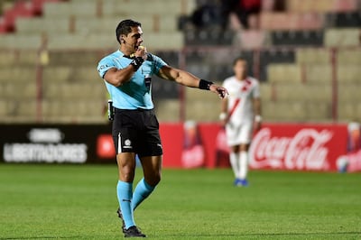 El peruano Roberto Bruno Pérez (34 años) dirigirá el partido entre Deportivo Cuenca y Recoleta FC.