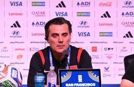 Vincenzo Montella (52 años), exfutbolista y entrenador italiano, que dirige actualmente a la selección de Turquía, el próximo rival de Paraguay.