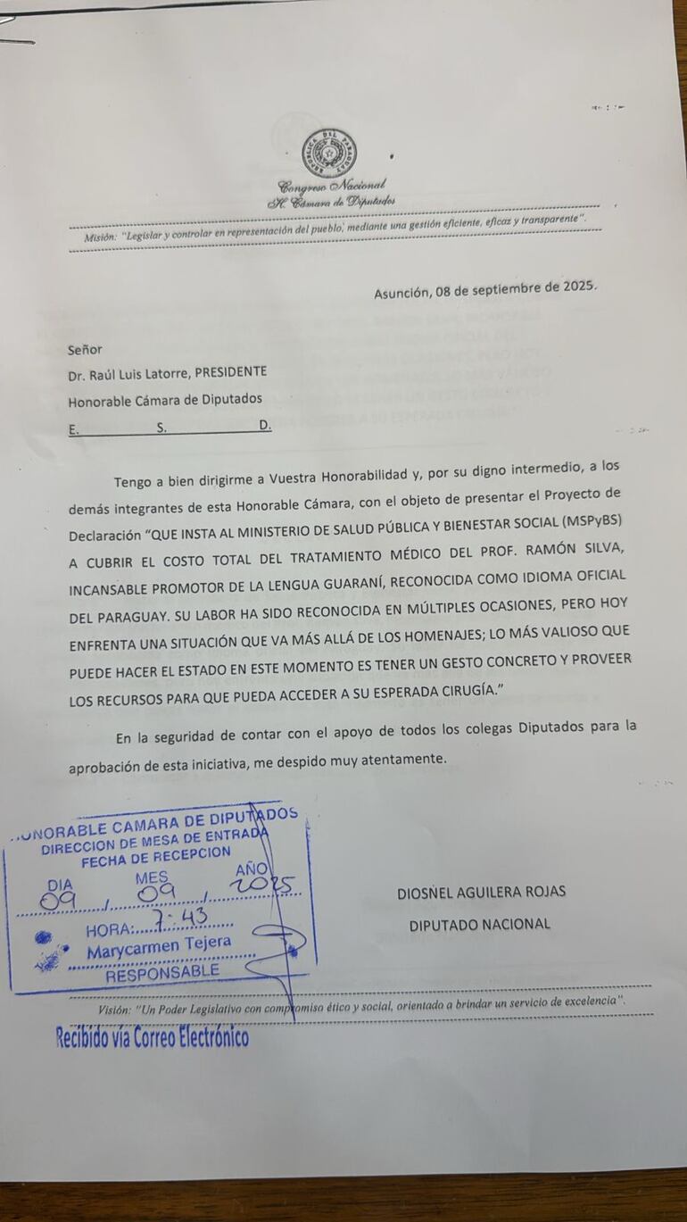 Instan al Ministerio de Salud a costear tratamiento de Ramón Silva.