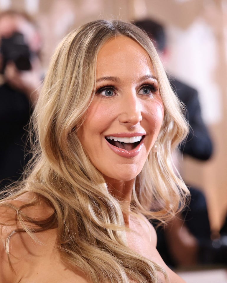 La comediante Nikki Glaser fue la encargada de hacer la broma a Leo CiCaprio en los Golden Globe Awards. (Michael Tran / AFP)