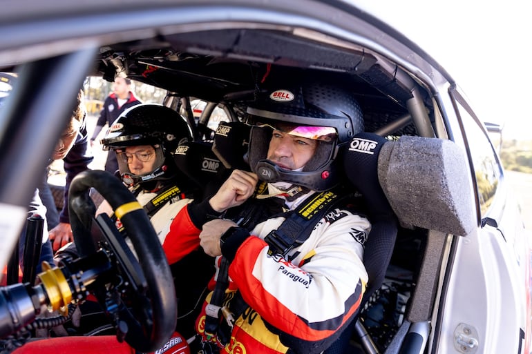 Gustavo Saba y Pablo Olmos probaron el Toyota GR Yaris Rally2, del Saba Competición. La dupla paraguayo-argentina llevará el #36 en esta competencia.