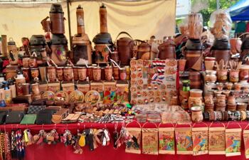 Expo Tereré: variedad de productos a la venta.