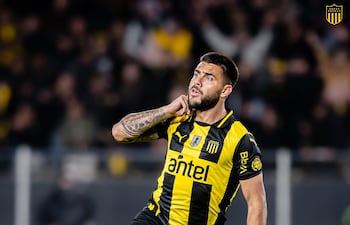 El atacante argentino nacionalizado paraguayo, Héctor Daniel Villalba (31 años), nuevo jugador de Barcelona de Guayaquil.