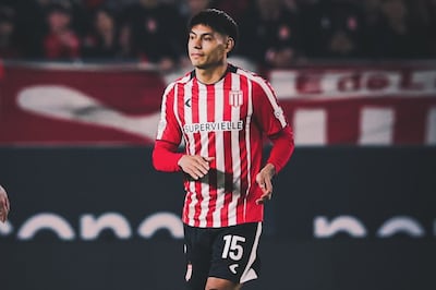El lateral izquierdo paraguayo Santiago Arzamendia Duarte (28 años), hoy día en filas de Estudiantes de La Plata.