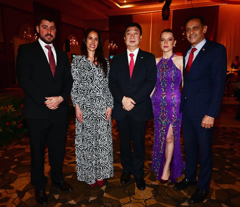 VARIAS COBERTURAS PARA SOCIALES. FOTOGRAFO SILVIO ROJAS. 11-12-2025