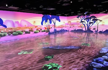 Fotografía del 22 de junio de una sala interactiva con luces en el Museo de la Exploración de la NatGeo, el nuevo museo de la National Geographic en Washington.