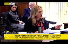 La fiscala Stella Mary Cano durante su comparecencia ante el Jurado de Enjuiciamiento de Magistrados, en el caso Mocipar. Logró zafar de ese proceso y la trasladaron a Ayolas.