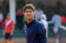 Adolfo Daniel Vallejo, tenista paraguayo, en el entrenamiento de Paraguay antes de disputar la Copa Davis contra Perú por el Grupo Mundial I.