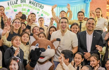 El concurso denominado “Los Cuentos del Aguara’i” es organizado por la Gobernación de Caaguazú en el marco del Día Internacional del Libro.