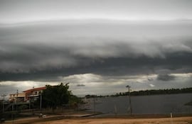 tormentas-en-asuncion--110340000000-1150423.jpg