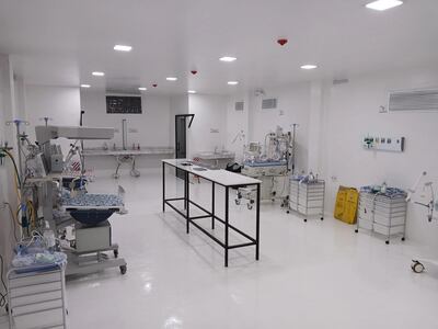 Sala de terapia intensiva neonatal del Hospital Regional de Villarrica, que fue desmantelada tras su inauguración. Un recién nacido falleció en consecuencia. 