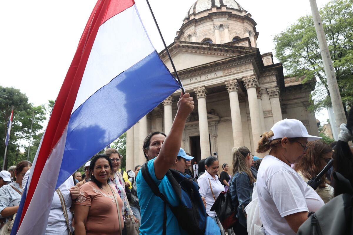 Pese al acuerdo de FEP, UNE dice que más de la mitad de docentes se manifestarán mañana