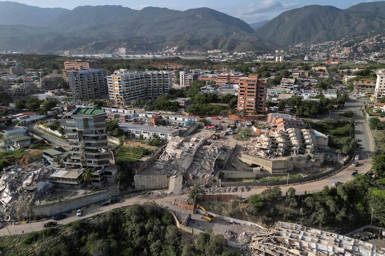Devastación en Catia La Mar, La Guaira, Venezuela, 