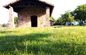 Museo Oratorio Cabañas de Caapucú que urge cuente con más encargado para custodia del lugar.