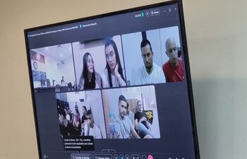 Varios de los acusados participan por medios telemáticos del juicio oral y público del caso Mercat, en el que el principal acusado es Walter Galindo.