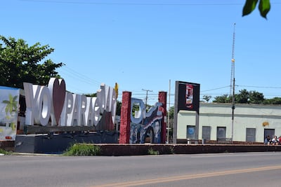 Ocho mujeres del departamento de Paraguarí buscan llegar a la intendencia en distintos distritos, marcando una mayor participación femenina en la política local.