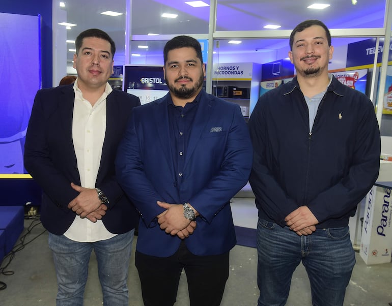 Milner Sosa, Arturo Báez y David Fariña.