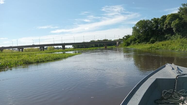 Varios equipos colaboraron durante estos cuatro días en la búsqueda del niño desaparecido. Se temía la posibilidad de que haya ido hacia el arroyo.
