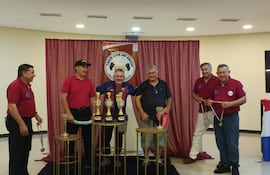 Integrantes del equipo de Pinozá, campeón en la Cooperativa 8 de Marzo Ltda.