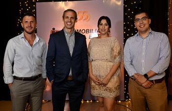 Mauricio Castillo, Eduardo Quiroga, Yennifer Coronel y Néstor Fleitas.