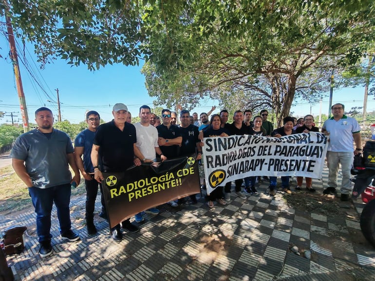 Senadores aprueban leyes sobre radiólogos y obstetras