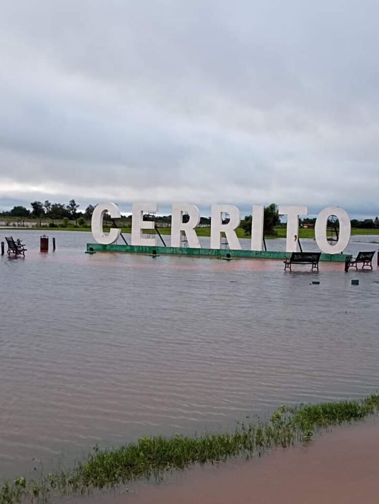 Gran parte de la ciudad veraniega de Cerrito, está bajo agua.