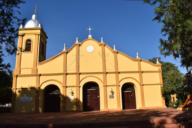 
La iglesia parroquial San Estanislao de Kostka es otro de los sitios históricos de la ciudad construida hace más de 200 años por los Jesuitas 
