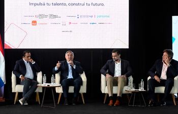 Capacitación digital para el futuro profesional de jóvenes