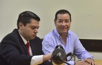 Exdiputado Miguel Cuevas (ANR-Fuerza Republicana), condenado a 5 años de cárcel por enriquecimiento ilícito, y el abogado Guillermo Duarte Cacavelos.