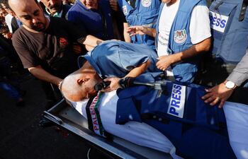 Defensores de libertad de prensa piden a Biden frenar las muertes de periodistas en Gaza