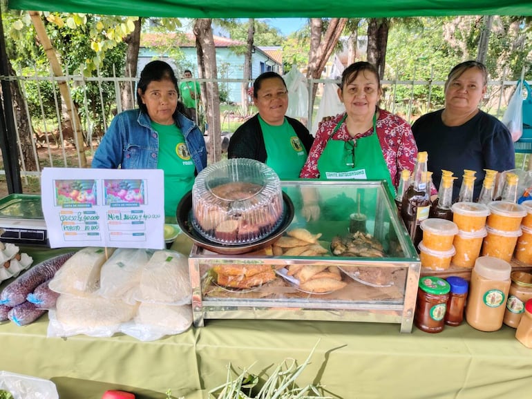Los productos de la feria fueron elaborados con materia prima de las fincas.