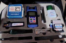 Objetos recuperados tras el robo a un funcionario de Copaco en Capiatá.