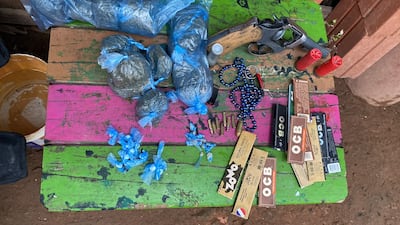 Seis aprehendidos tras allanamientos simultáneos en Asunción