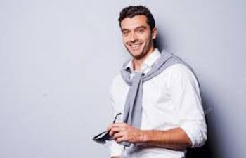 Hombre clásico a la moda