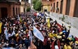 A fuerza de protestas, docentes han obtenido privilegios.