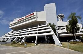 Una mujer alemana terminó falleciendo tras sufrir una descompensación en el aeropuerto Silvio Pettirossi.