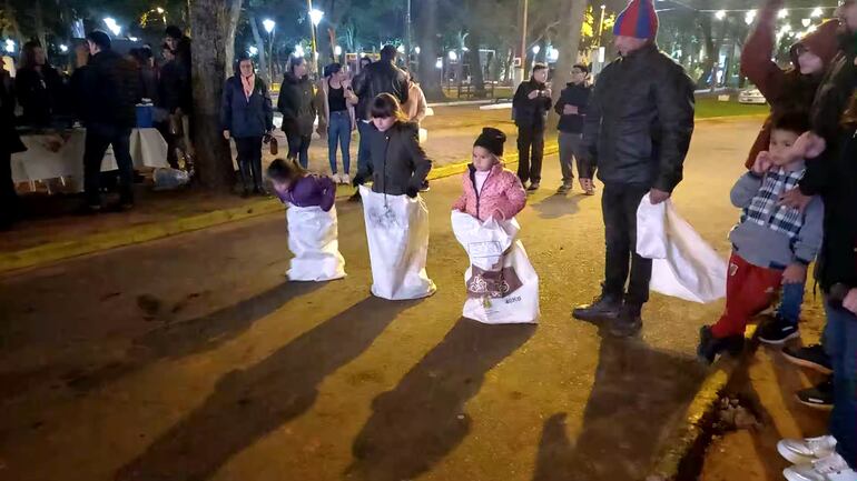 La carrera del voso es uno de los juegos tradicionales en los eventos de San Juan.