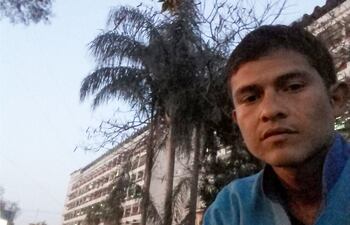 Froilán Benegas en un receso laboral, septiembre del 2018 (Foto de la cuenta de Facebook de F. Benegas).