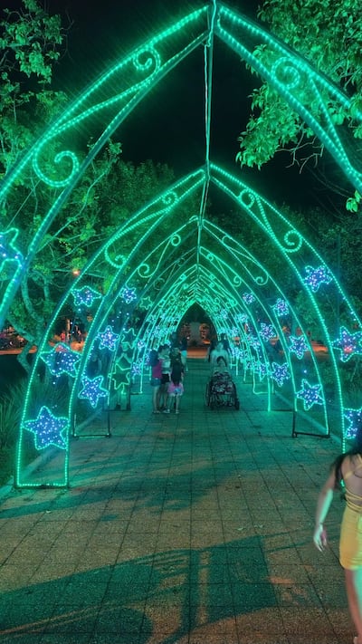 Túnel de Luces, en la plaza frente a la Gobernación de Amambay.